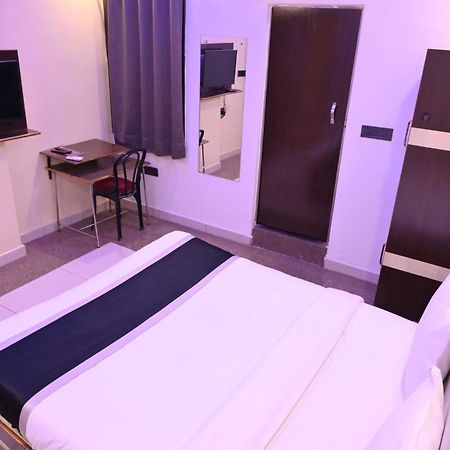 Hotel Riddhi Regency 러크나우 외부 사진