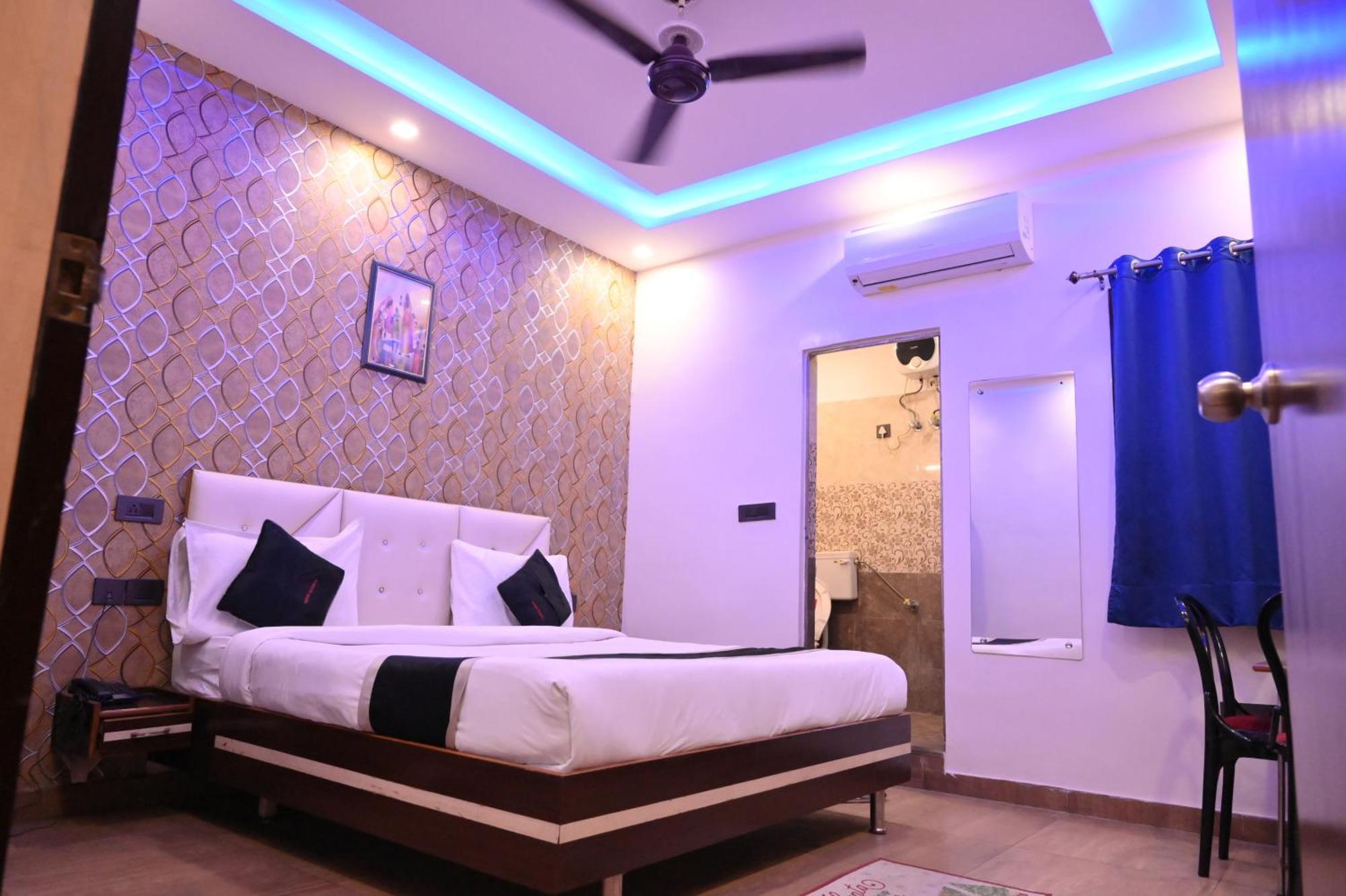 Hotel Riddhi Regency 러크나우 외부 사진